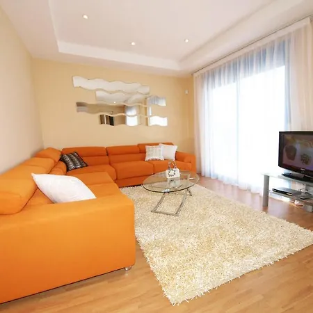 Lordos Camelia Apartment *